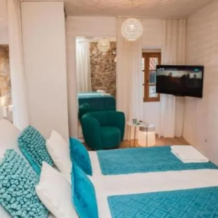 Castrum Apartment